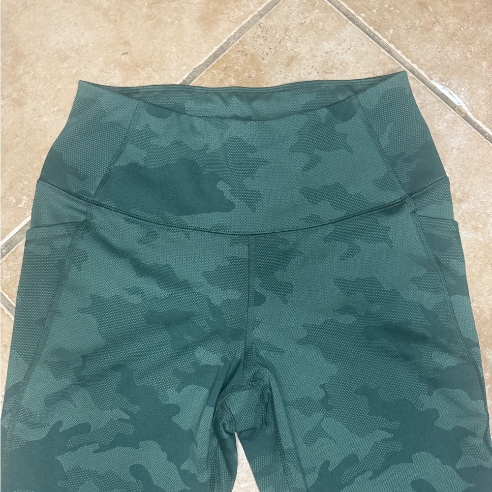All in Motion Green Leggings High Waist Performance Bottoms - Picture 2 of 6